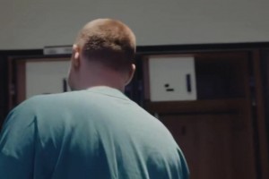 這就把兄弟賣啦??約基奇：為啥東契奇啥比賽都看？因?yàn)樗€球了